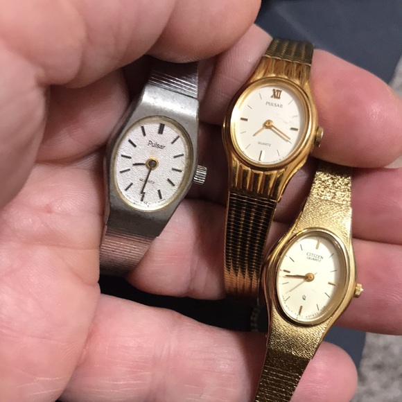 Three Used Dainty Watches- CITIZEN & PULSAR - Picture 7 of 7